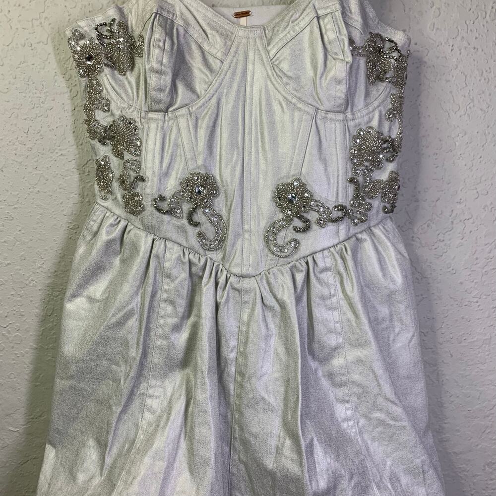 FREE PEOPLE Romper Janelle Bubble Style Size 4 Metallic Silver Hidden Side Zip - Picture 5 of 16